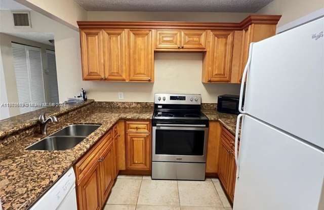 1523 Lake Crystal Dr