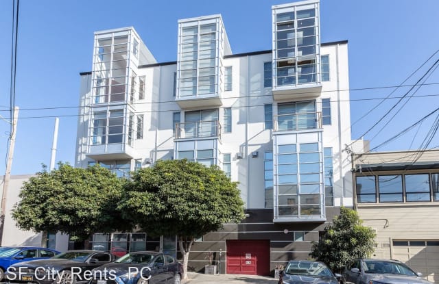 Mission District: Tri-Level Loft Penthouse w/ Private Roof Deck, Views & Parking - 475 Hampshire Street, San Francisco, CA 94110