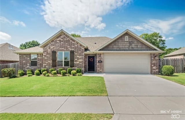 3546  W Foxtail Lily  LN - 3546 West Foxtail Lily Lane, Fayetteville, AR 72704