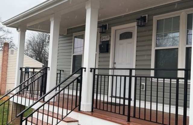 Photo of 6409 63rd Pl