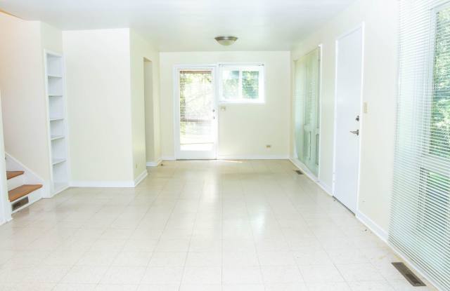 Townhouses Available Near UVA