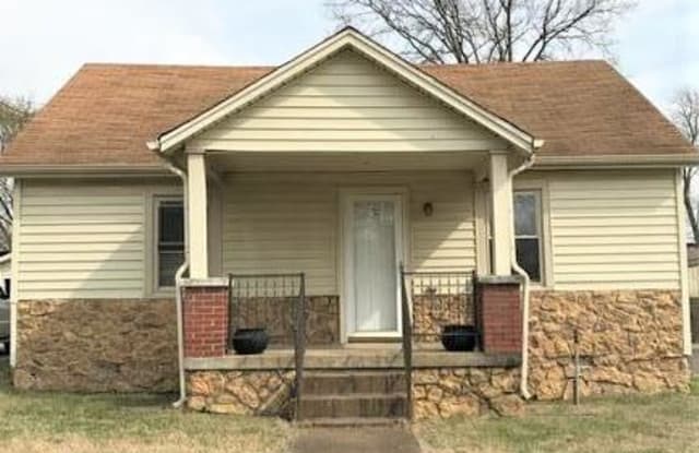 317 Randolph Street - 317 Randolph Cir, Gallatin, TN 37066