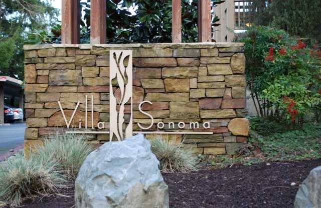 Spacious 2 Bed in Beautiful Complex!