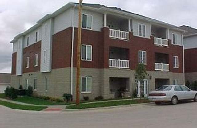 Iowa City 2 bedroom condo in great eastside location
