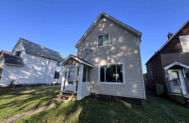 Photo of 1620 Iowa Ave