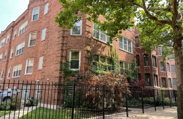 828-838 W Agatite - 828 W Agatite Ave, Chicago, IL 60640