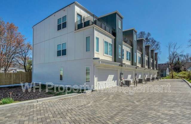 1016 W Kirkland Ave
