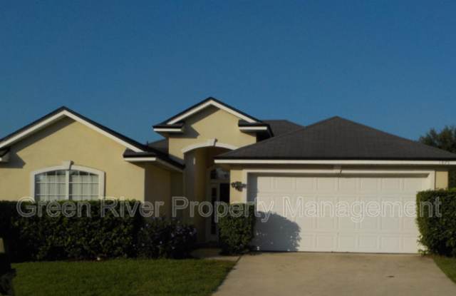 1876 Creekview Dr