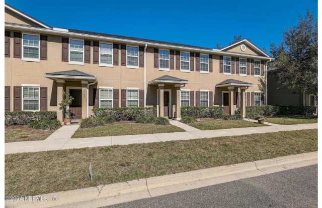 2763 Hollybrook Lane