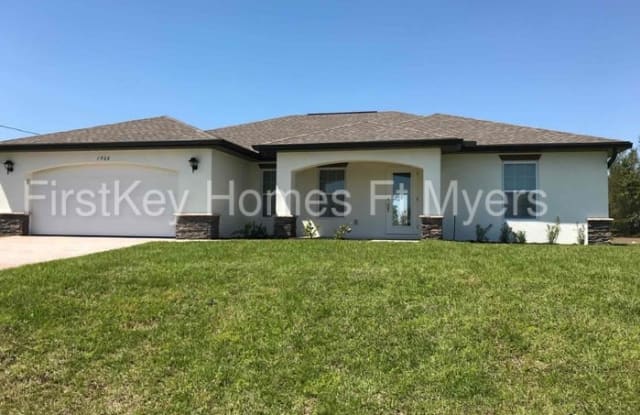 1906 NW 20 Pl - 1906 NW 20th Pl, Cape Coral, FL 33993