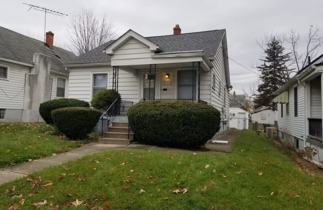 313 East Siebenthaler Ave - 313 East Siebenthaler Avenue, Dayton, OH 45405