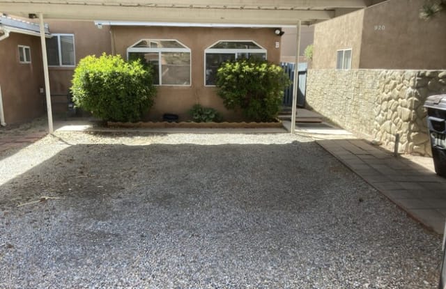 914 Candelaria Rd NW - 914 Candelaria Road Northwest, Albuquerque, NM 87107