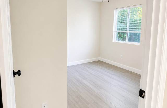 4401 Macadamia Lane Adu