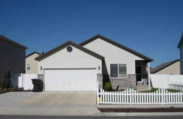 224 South 880 West - 224 South 880 West Street, Spanish Fork, UT 84660