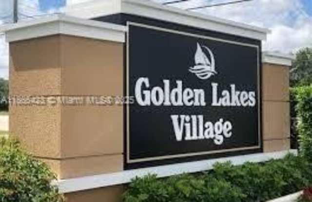 Photo of 110 Lake Meryl Dr