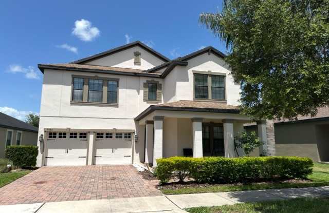 7462 FAIRGROVE AVENUE