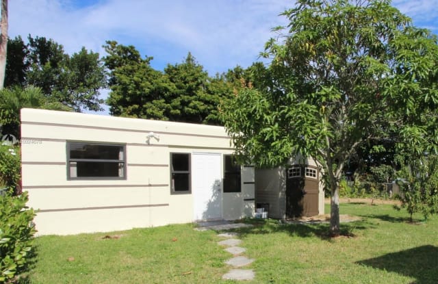 2763 NW 3rd St - 2763 Northwest 3rd Street, Miami, FL 33125