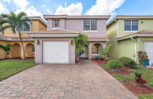 Photo of 3256 Commodore Court