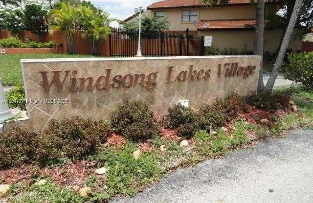 Photo of 9905 NW 9 CR