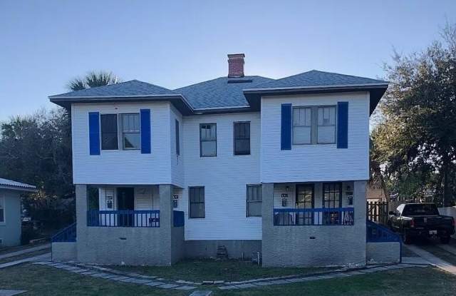 827 N Oleander Avenue unit: 1