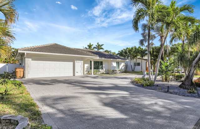 Photo of 1681 SE 4 Court