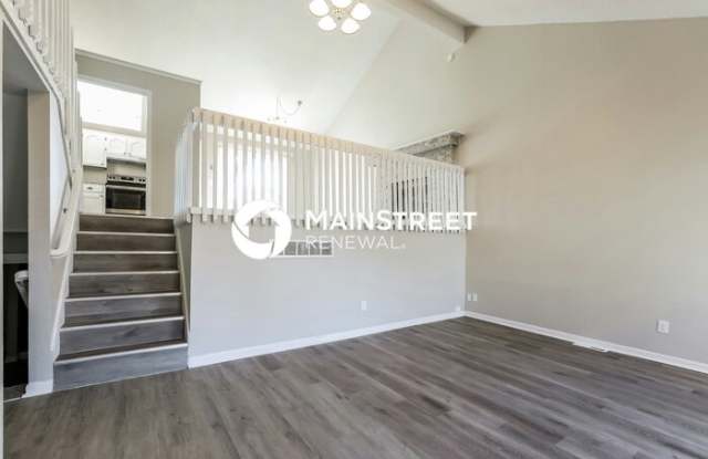 1813 Northeast Gatewood Drive