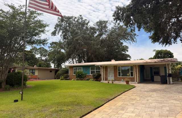 215 Woodlawn Drive Panama City Beach, FL 32407