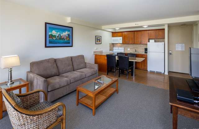 229 Paoakalani Avenue