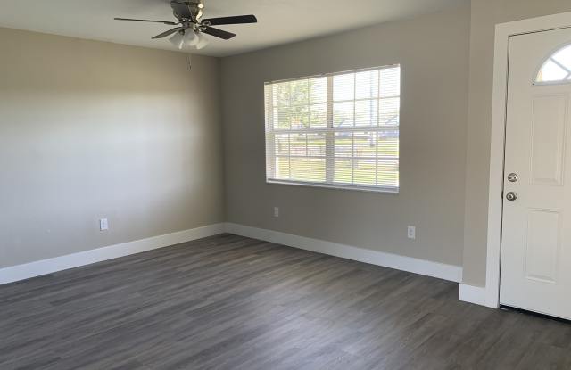 5618 South 12th Avenue