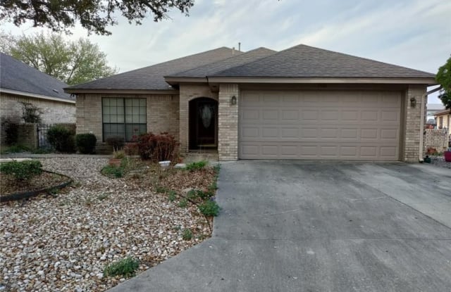 1530 Eastridge Pkwy - 1530 Eastridge Parkway, Seguin, TX 78155