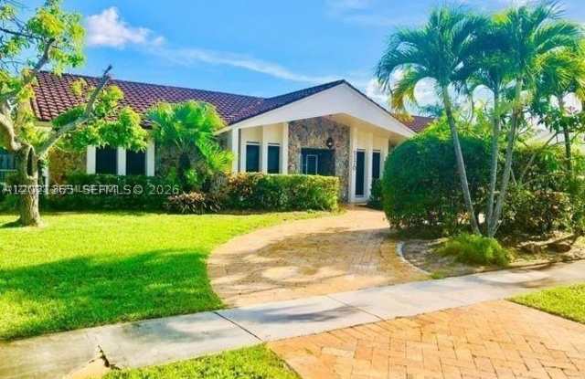 5170 SW 18th Ct