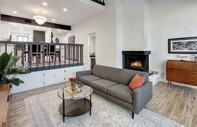 6331 Marina Pacifica Dr N