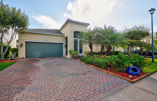 11210 SW Kingslake Circle - 11210 SW Kingslake Circle, Port St. Lucie, FL 34987