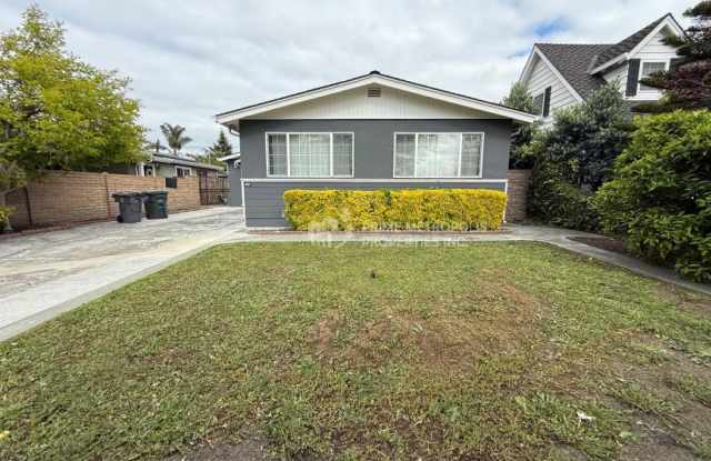 738 San Simeon Street