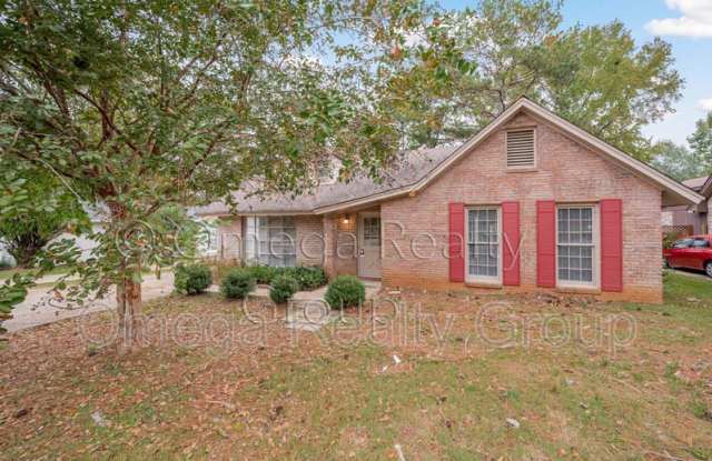 608 Glade Park Dr - 608 Glade Park Drive, Montgomery, AL 36109