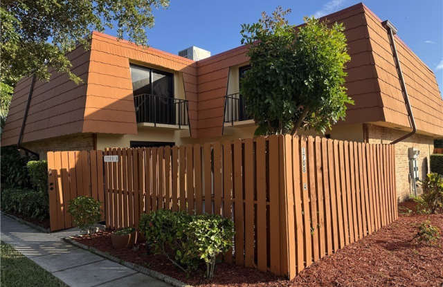 1708 Park Meadows Drive unit: 4