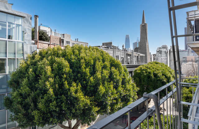 1 San Antonio Apartments