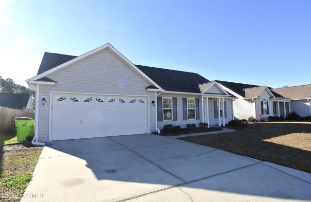 107 Sellhorn Boulevard