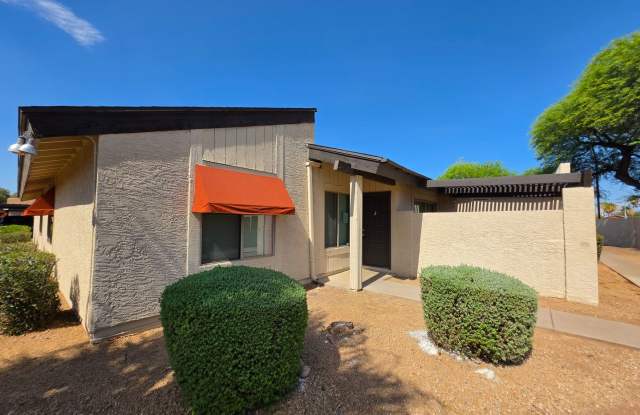 2149 E 10th St Unit 2