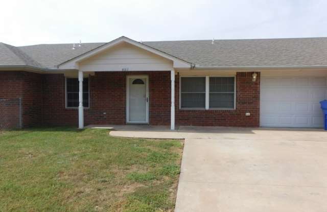 409 S 2nd