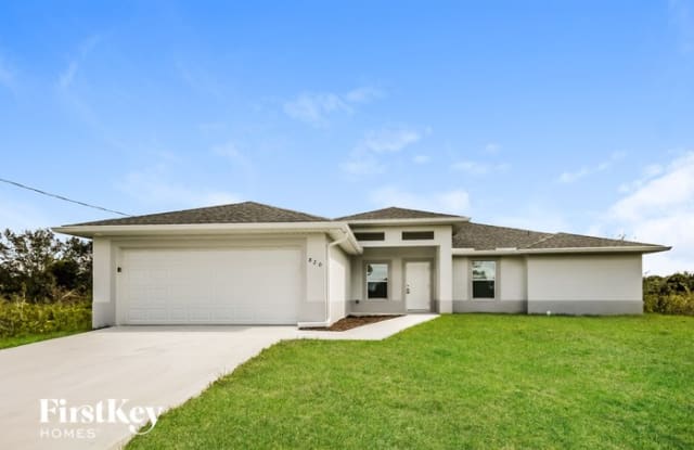 820 Highland Avenue - 820 Highland Avenue, Lehigh Acres, FL 33972