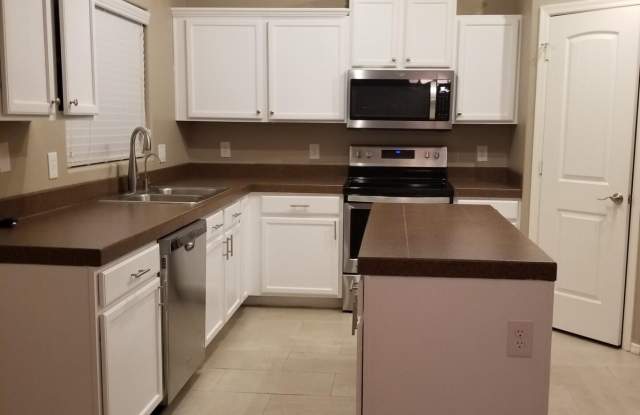 Photo of 36554 W Alhambra Street