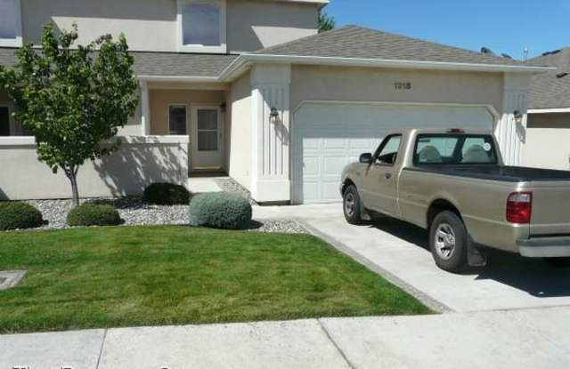 1918 Mint Loop - 1918 Mint Loop, Richland, WA 99352