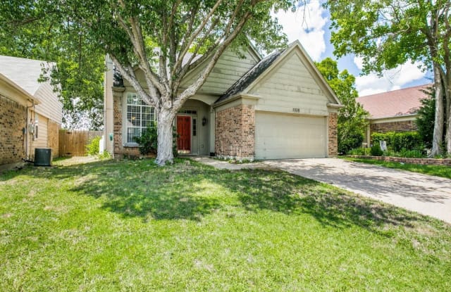 5538 Silver Maple Dr - 5538 Silver Maple Drive, Arlington, TX 76018