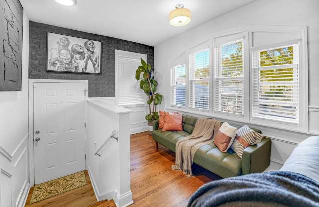 10516 S Eggleston Avenue