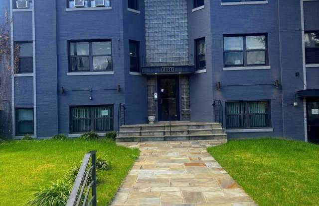 2811 PENNSYLVANIA Avenue SE