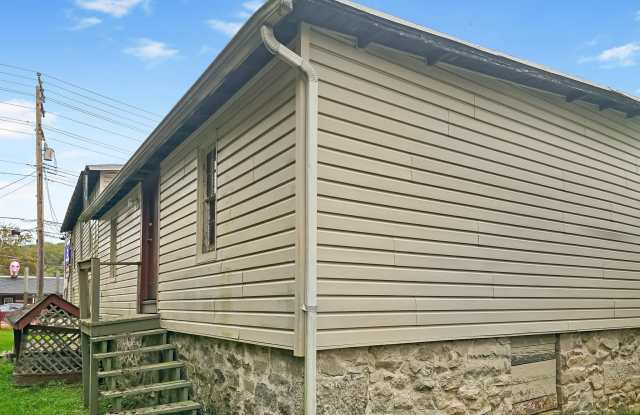 11010 YORK Road unit: Rear