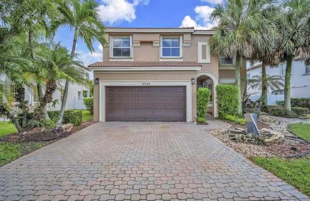 Photo of 16848 SW 16th St