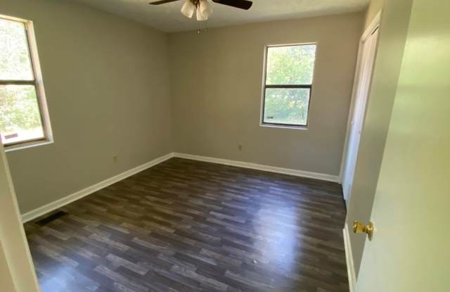 3 bedroom with 2 bath brick home located in the heart of Hartsville