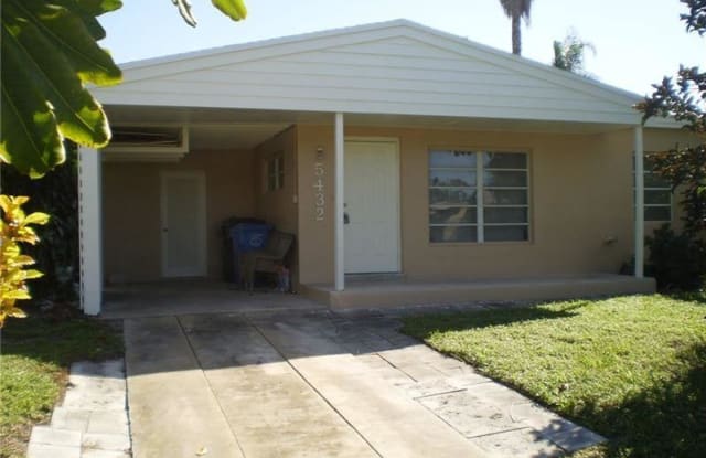 5432 NE 4th Ter - 5432 Northeast 4th Terrace, Oakland Park, FL 33334